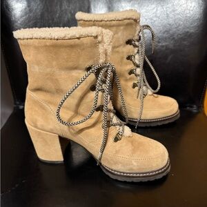 Stuart Weitzman Yukon suede lace-up ankle boots Size 7.5